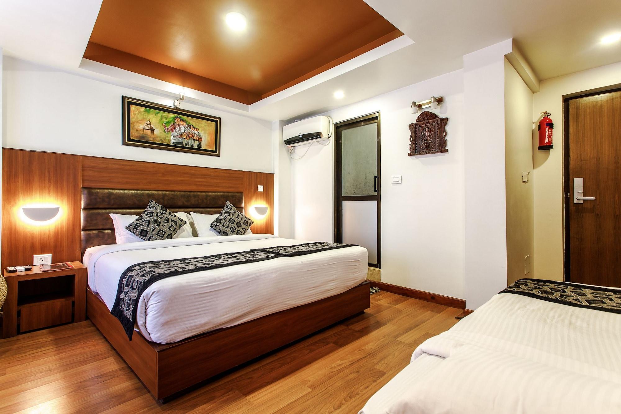 Hotel Shreesu Катманду Экстерьер фото