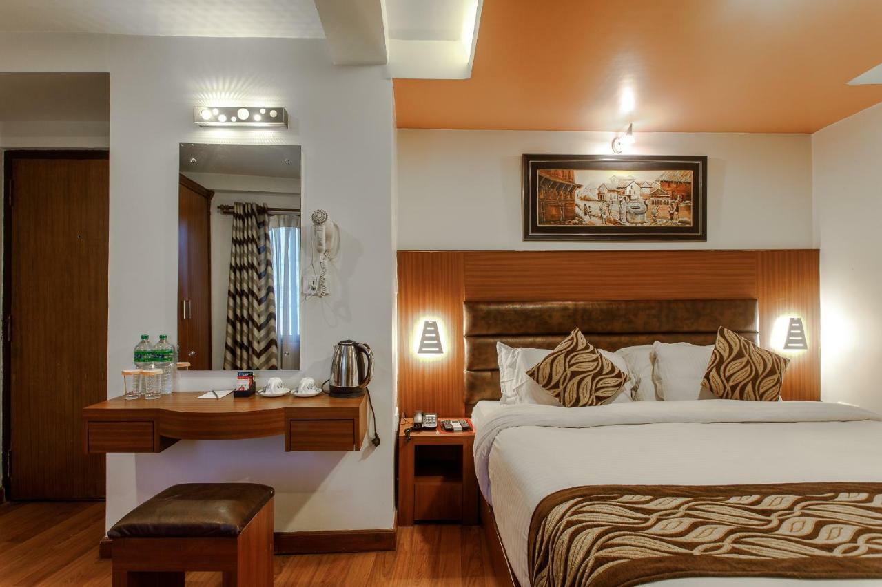 Hotel Shreesu Катманду Экстерьер фото
