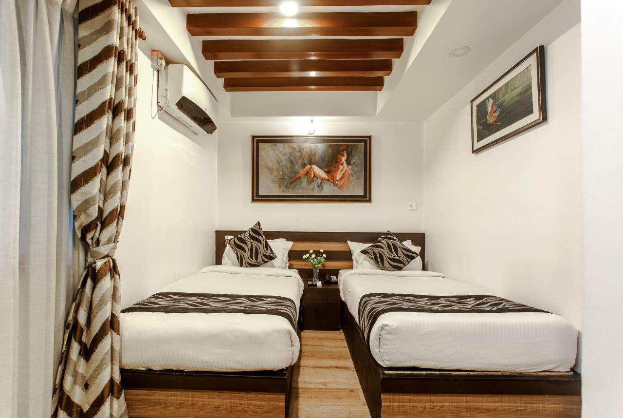 Hotel Shreesu Катманду Экстерьер фото