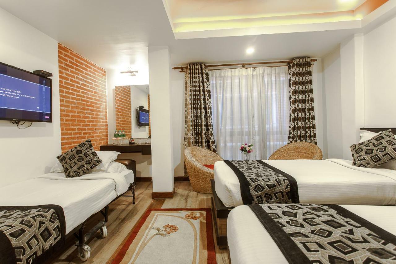 Hotel Shreesu Катманду Экстерьер фото