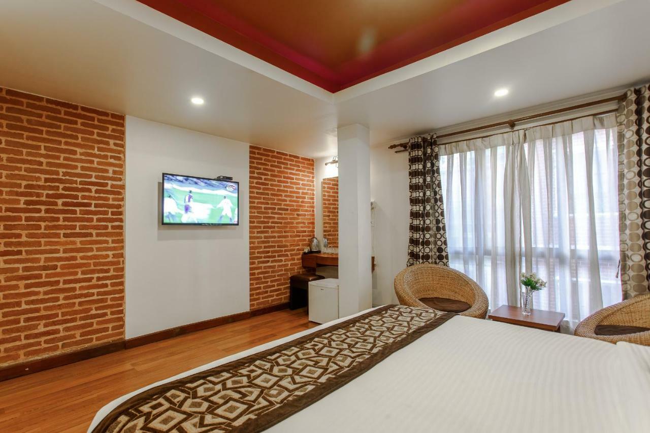 Hotel Shreesu Катманду Экстерьер фото
