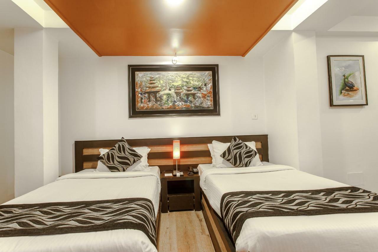 Hotel Shreesu Катманду Экстерьер фото