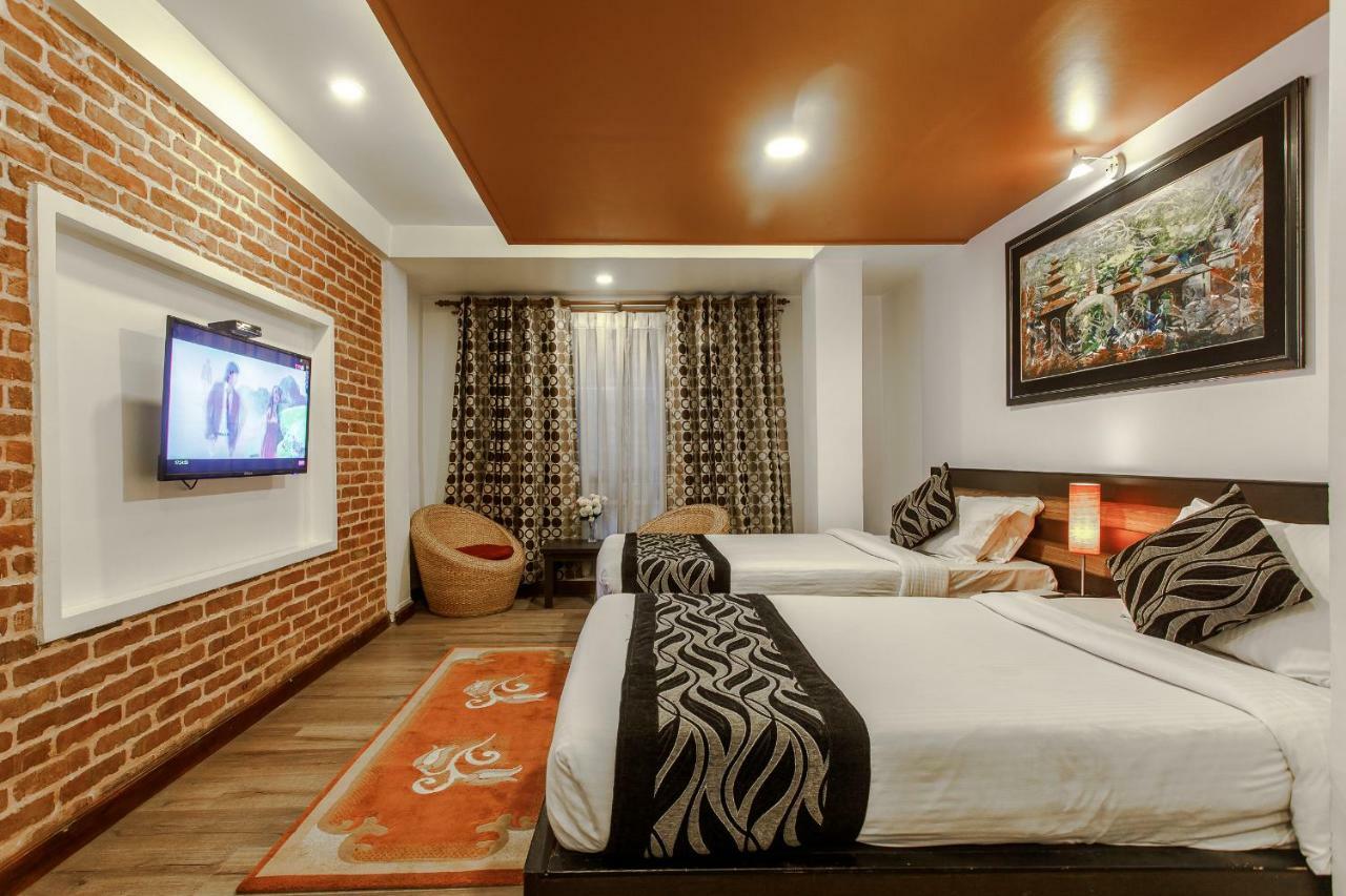 Hotel Shreesu Катманду Экстерьер фото