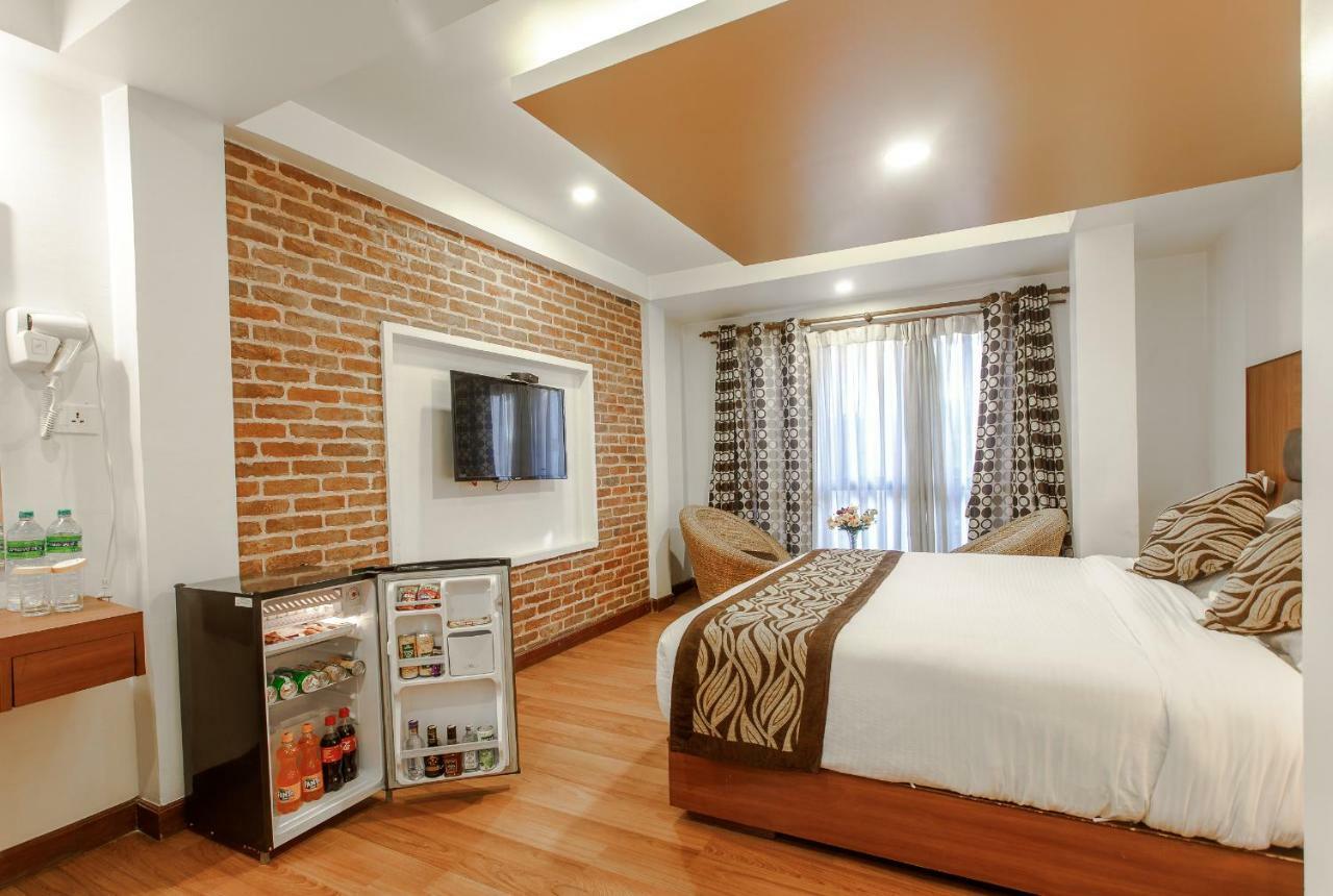 Hotel Shreesu Катманду Экстерьер фото