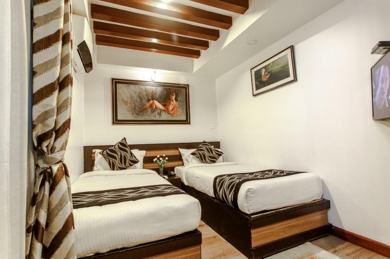 Hotel Shreesu Катманду Экстерьер фото